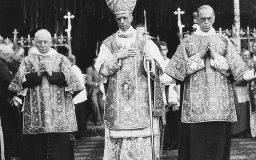Letter shows Pope Pius XII had detailed information from German Jesuit about Nazi crimes
