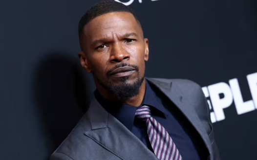 Jamie Foxx apologises after antisemitism accusations