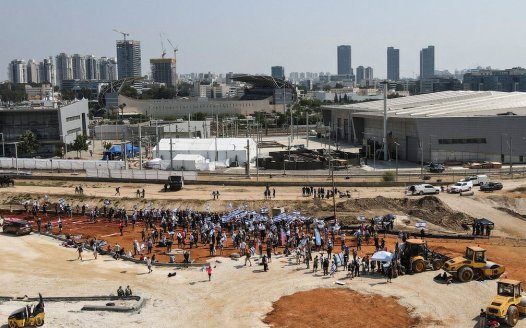 Tel Aviv gets new metro line but Sabbath-closure stirs secular anger
