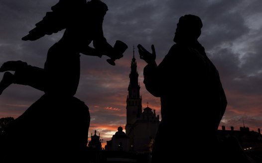 In Poland, church and state draw nearer, and some Catholic faithful rebel