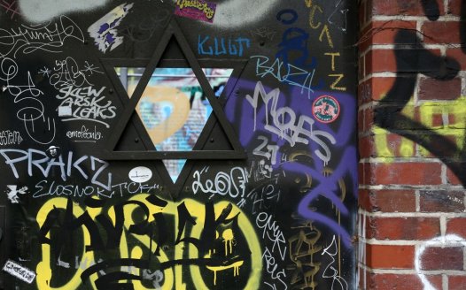 Star of David painted on Jewish homes in Berlin