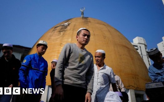 China: Human Rights Watch accuses Beijing of closing and destroying mosques