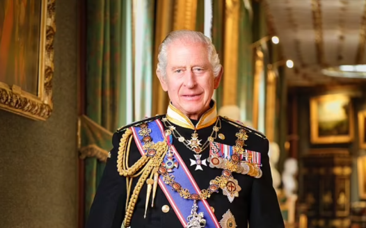 Ministers change scheme to let churches claim a free portrait of the King